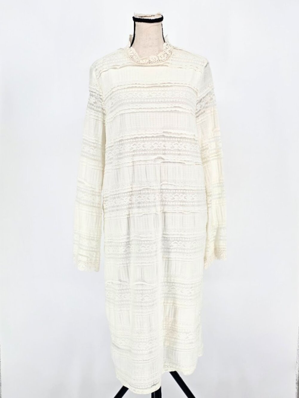 POL Clothing Cream Lace Tiered Boho Midi Dress Large